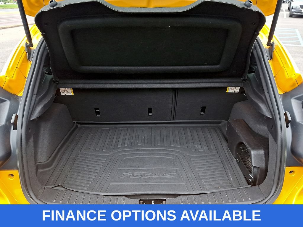 Used 2013 Ford Focus ST FWD image 29
