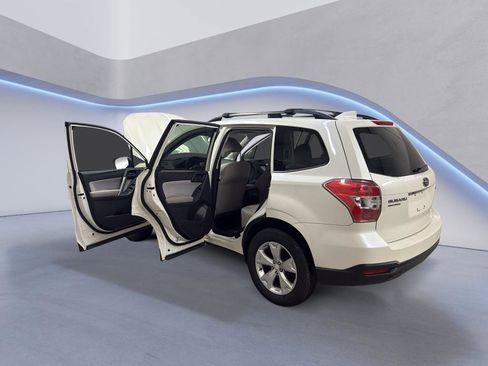 Used 2016 Subaru Forester 2.5i Premium w/ All-Weather Package image 10