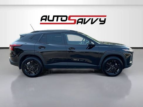 Used 2026 Chevrolet Trax ACTIV w/ Driver Confidence Package FWD image 8