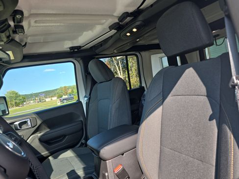 New 2025 Jeep Wrangler Sport S image 13