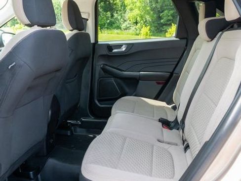 Used 2021 Ford Escape SE AWD/4WD image 12