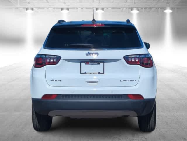 Used 2024 Jeep Compass Limited AWD/4WD image 7