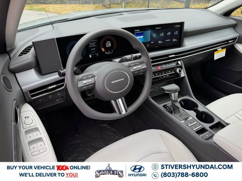 New 2026 Hyundai Sonata SE image 2