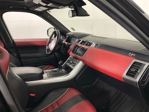 Used 2016 Land Rover Range Rover Sport SVR image 29