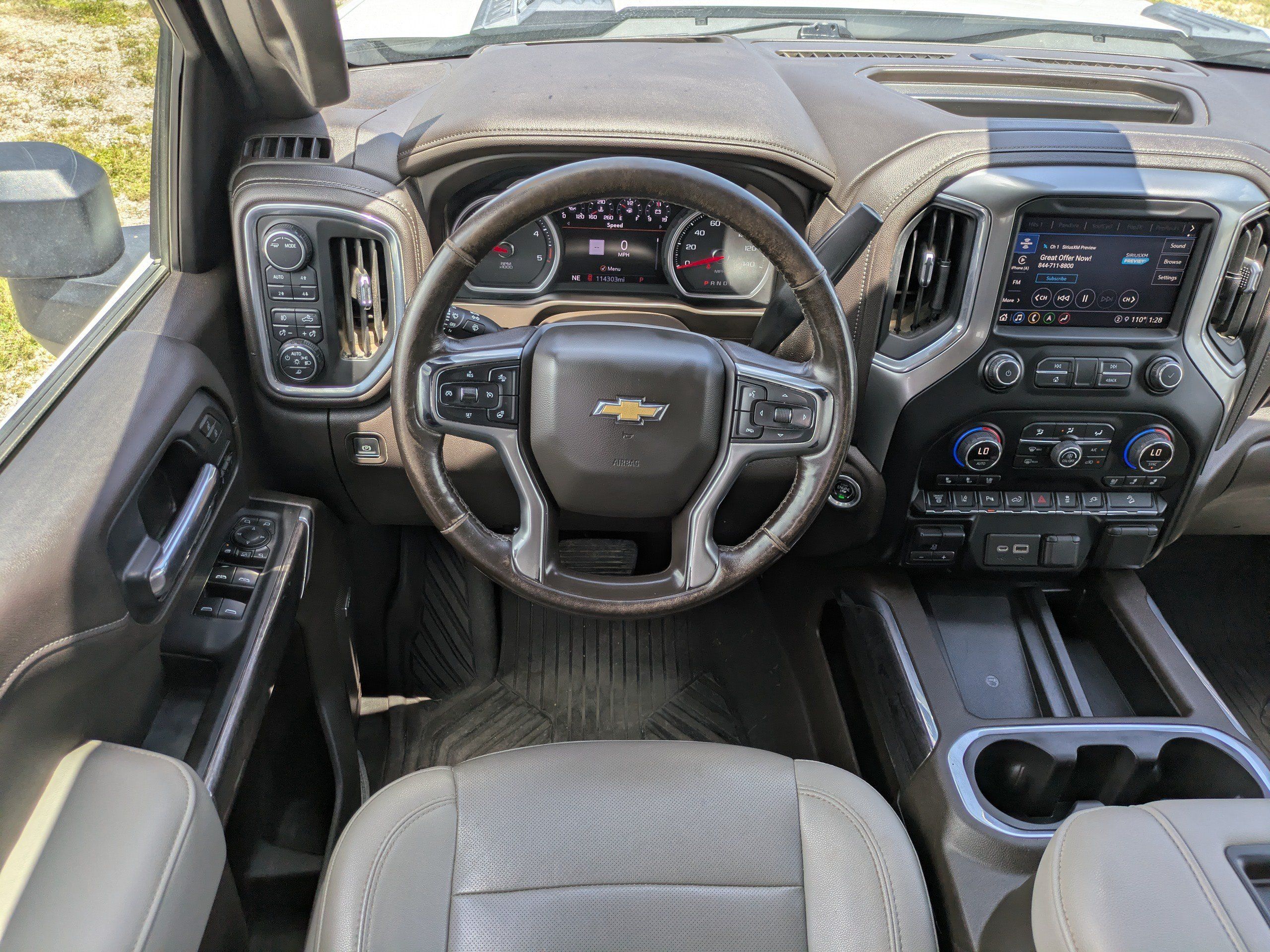 Used 2021 Chevrolet Silverado 2500 LTZ w/ LTZ Premium Package AWD/4WD image 15