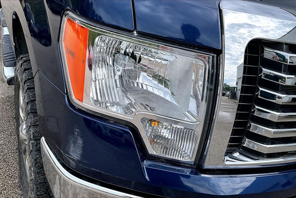 Used 2011 Ford F150 XLT w/ XLT Chrome Pkg AWD/4WD image 24