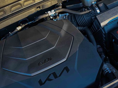 Certified 2022 Kia Telluride S image 30