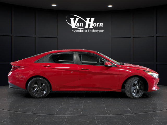 Used 2021 Hyundai Elantra SEL FWD image 8