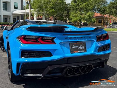 Used 2024 Chevrolet Corvette Z06 RWD image 47