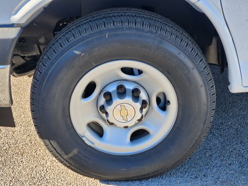 New 2025 Chevrolet Express 3500 3500 Van 139 w/ Power Convenience Package image 8