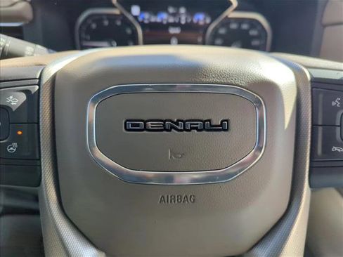 Used 2021 GMC Yukon Denali w/ LPO, Illumination Package image 23