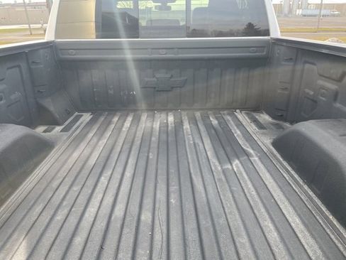 Used 2021 Chevrolet Silverado 1500 LT Trail Boss w/ Convenience Package II image 12