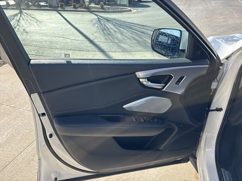 Used 2023 Acura RDX AWD w/ Technology Package image 14