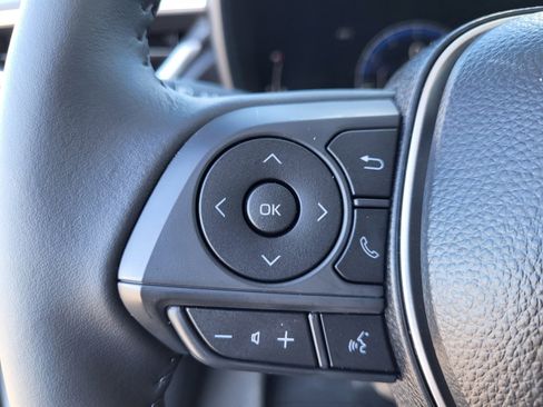 Certified 2026 Toyota Corolla Cross LE w/ Moonroof Package image 25