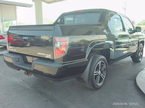 Used 2014 Honda Ridgeline Sport image 3