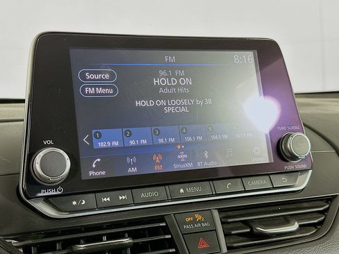 Used 2022 Nissan Altima 2.5 SV image 21