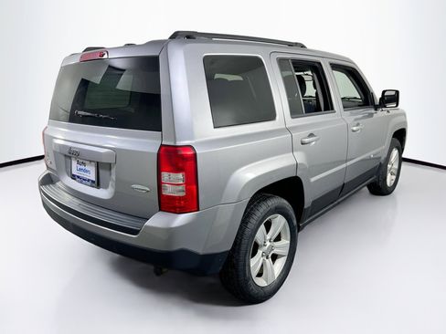 Used 2017 Jeep Patriot Latitude image 5