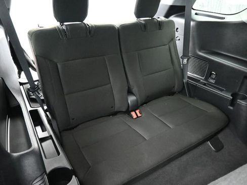 Used 2022 Ford Explorer XLT w/ Class IV Trailer Tow Package image 9