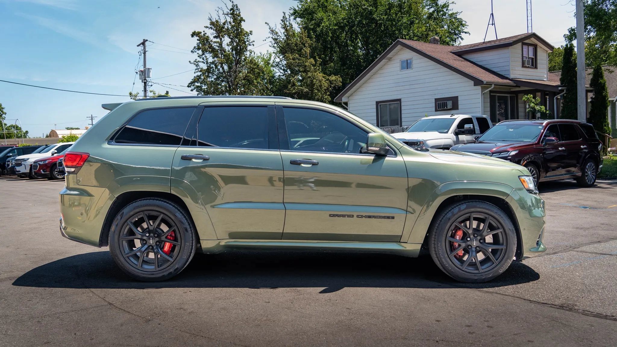 Used 2020 Jeep Grand Cherokee SRT w/ Trailer Tow Group IV AWD/4WD image 5