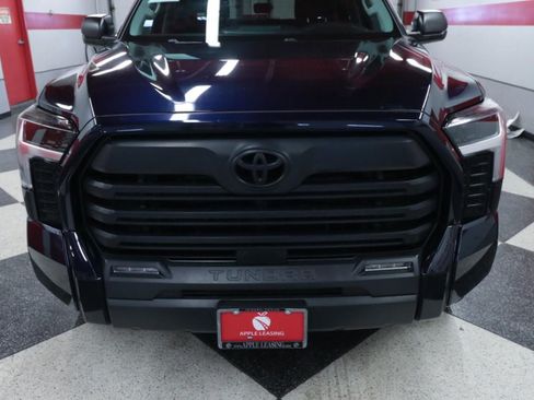 Used 2022 Toyota Tundra SR5 AWD/4WD image 4