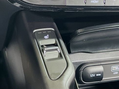 New 2025 Kia Telluride S image 21