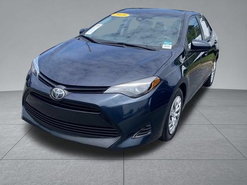 Used 2019 Toyota Corolla LE FWD image 2
