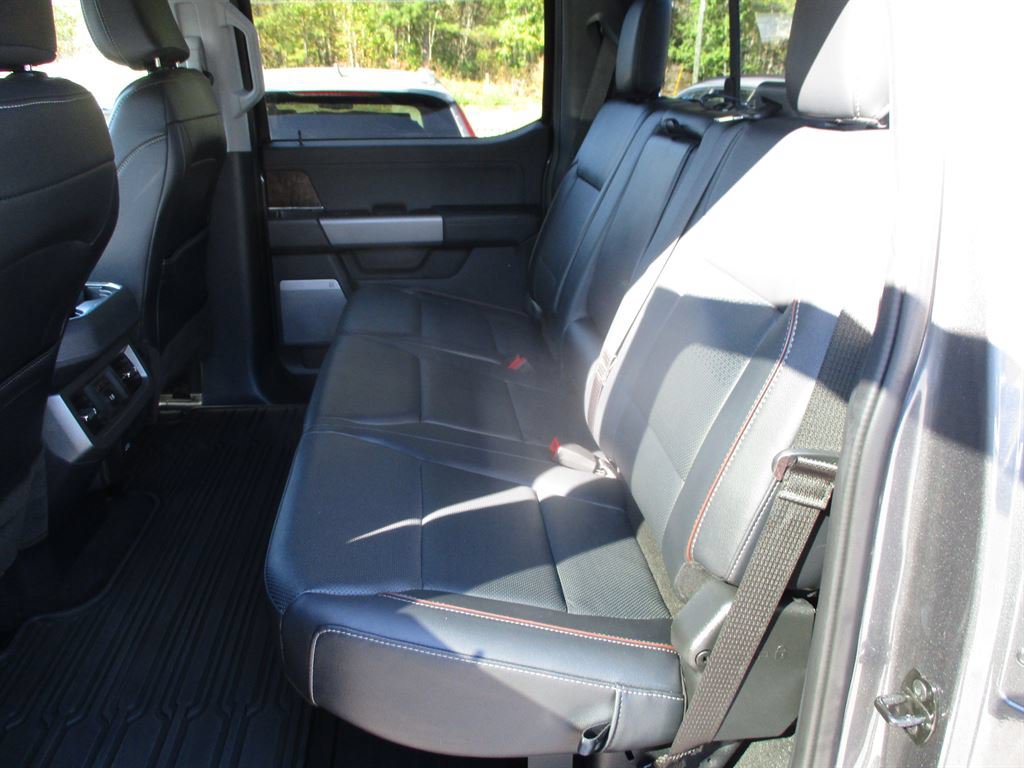 Used 2023 Ford F350 Lariat w/ Lariat Ultimate Package AWD/4WD image 13