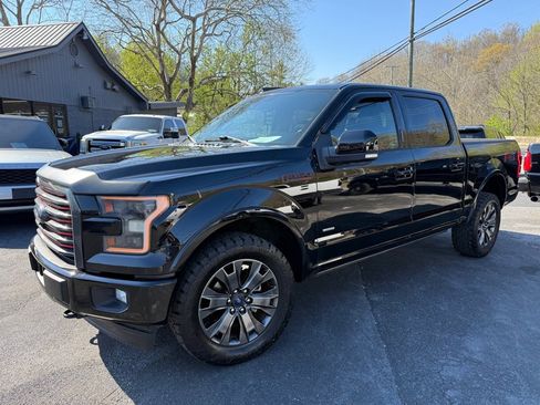 Used 2017 Ford F150 Lariat w/ Equipment Group 502A Luxury image 5