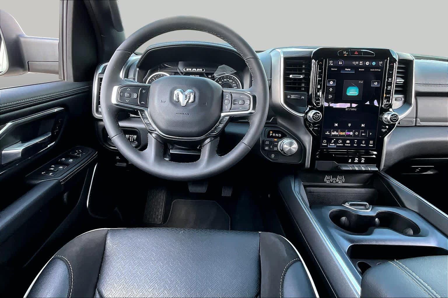 Used 2026 RAM 1500 Laramie AWD/4WD image 6