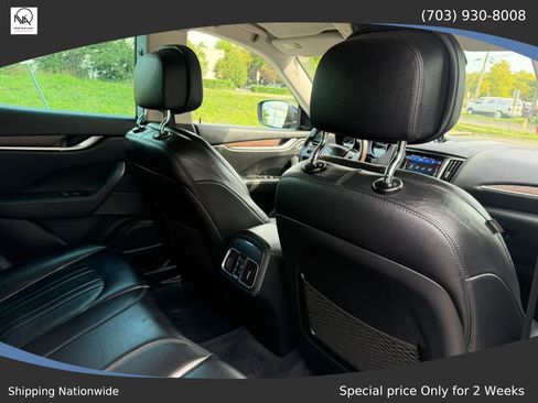 Used 2017 Maserati Levante AWD/4WD image 40