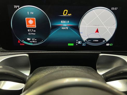 Used 2022 Mercedes-Benz EQB 300 4MATIC image 30