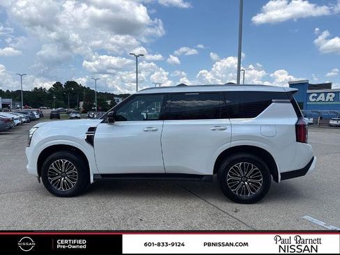 Certified 2025 Nissan Armada SL w/ Captain's Chari Seat Package AWD/4WD image 16