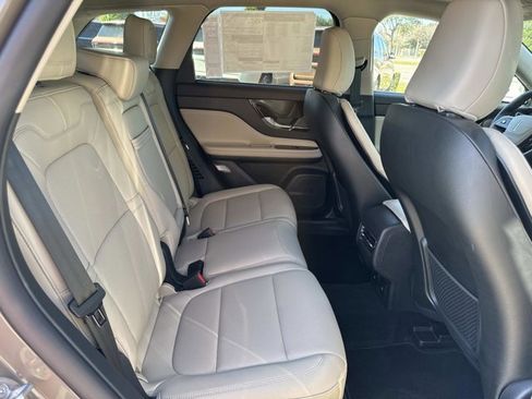 New 2025 Lincoln Corsair FWD w/ Equipment Group 101A image 22