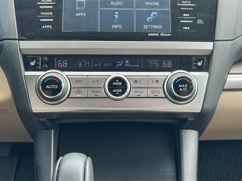 Used 2017 Subaru Outback 2.5i Limited image 35