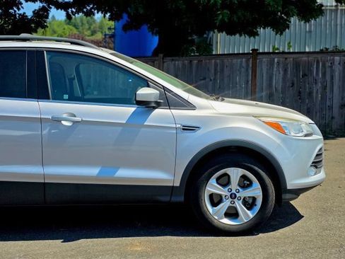 Used 2013 Ford Escape SE AWD/4WD image 12