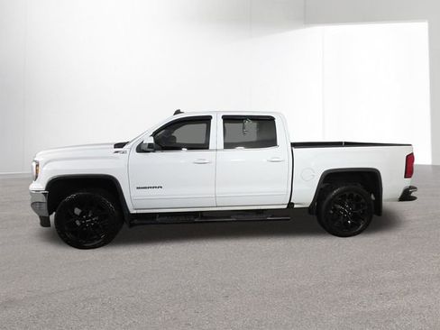 Used 2017 GMC Sierra 1500 SLE image 14