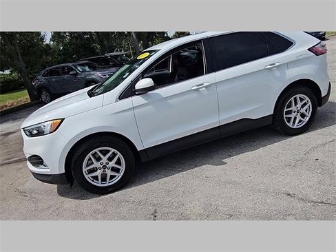 Used 2022 Ford Edge SEL image 34
