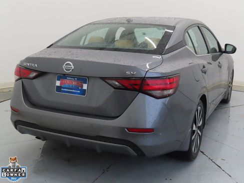 Used 2021 Nissan Sentra SV w/ SV Premium Package FWD image 3