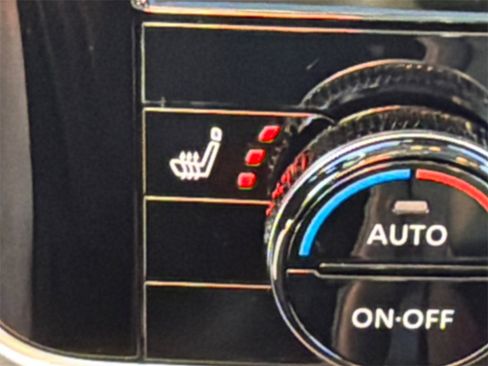 Used 2025 Nissan Rogue Platinum w/ Platinum Premium Package image 31