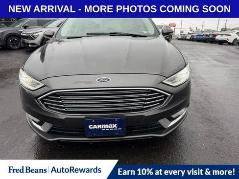 Used 2017 Ford Fusion Titanium AWD/4WD image 2