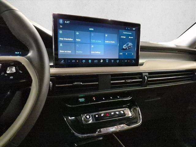 Used 2023 Lincoln Corsair FWD image 16