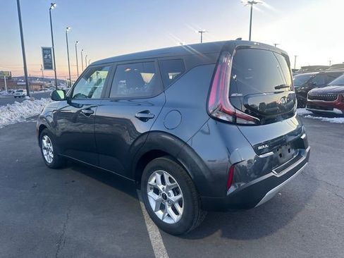 Certified 2023 Kia Soul S image 6