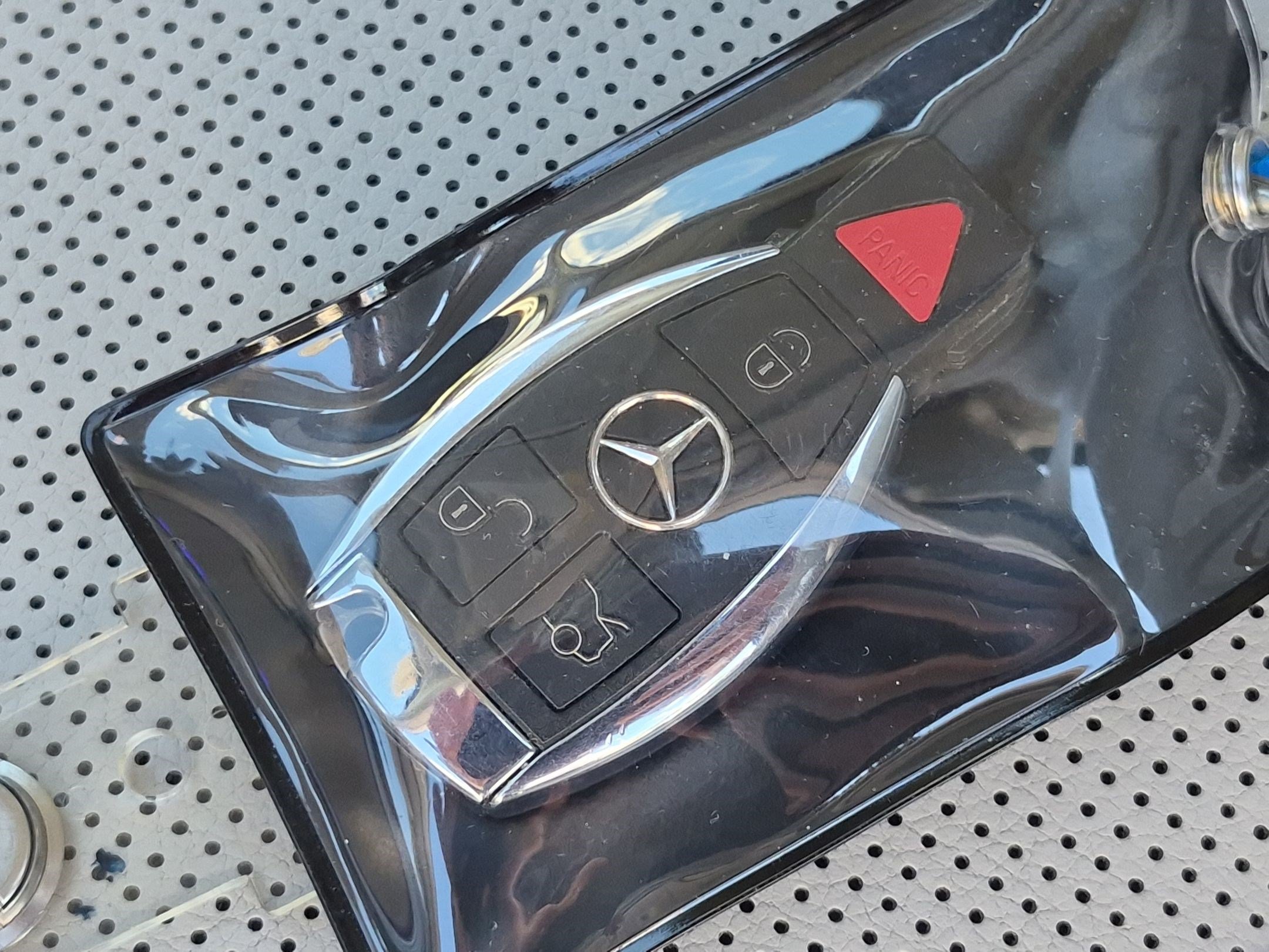 Used 2017 Mercedes-Benz S 550 4MATIC Sedan image 35