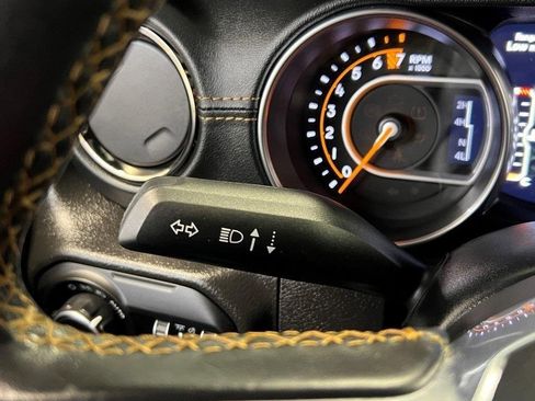 Used 2022 Jeep Wrangler Unlimited Sahara image 37