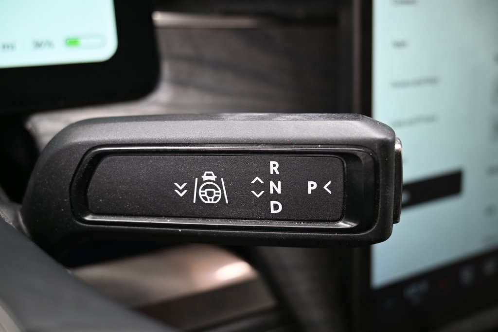 Used 2023 Rivian R1S Adventure Quad AWD/4WD image 19