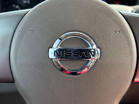Used 2012 Nissan Frontier SV image 18