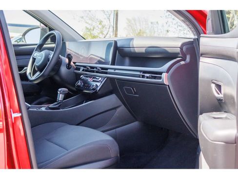 Used 2025 Hyundai Tucson SEL AWD/4WD image 10