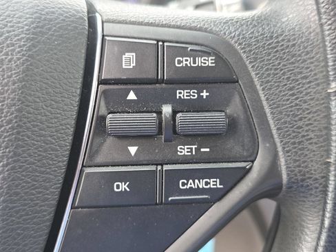 Used 2016 Hyundai Sonata SE FWD image 18