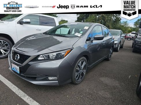 Used 2022 Nissan Leaf SV FWD image 1