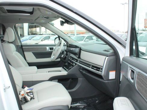 Used 2026 Hyundai Santa Fe Limited image 12